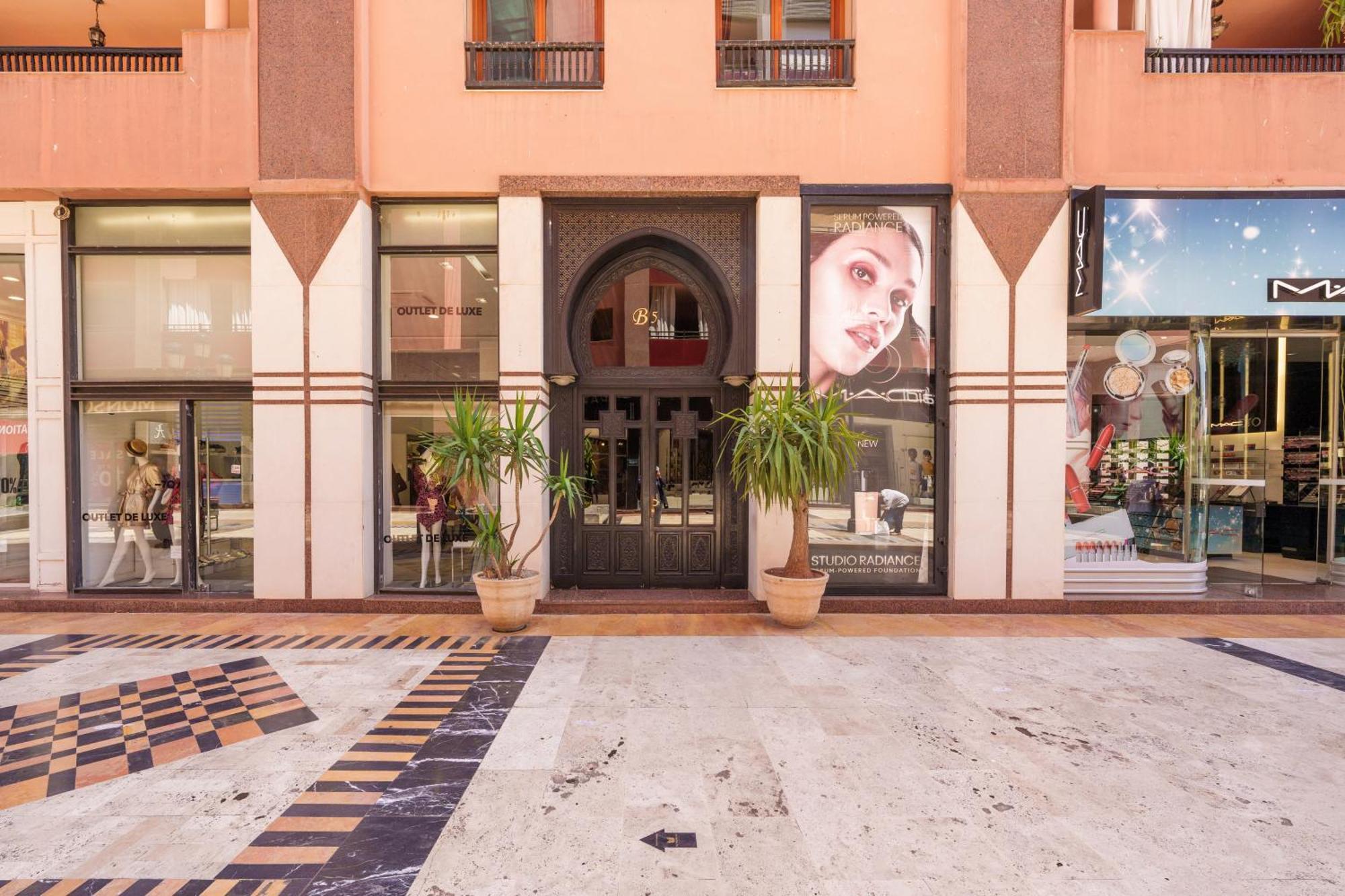 Appartement Chic Gueliz Plaza Avec Vue Marrakesz Zewnętrze zdjęcie